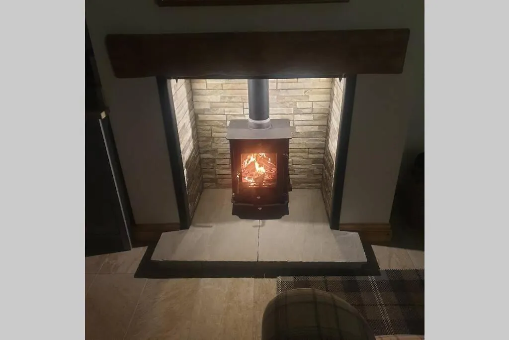 Steamy Cottage A Cosy Couples Cottage & Steam Room Хоэрт 0*,  Великобритания